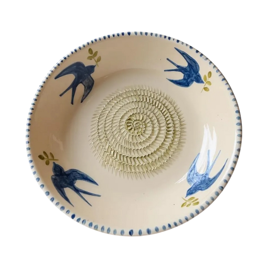 Plato rallador de cerámica pintado a mano - Golondrinas