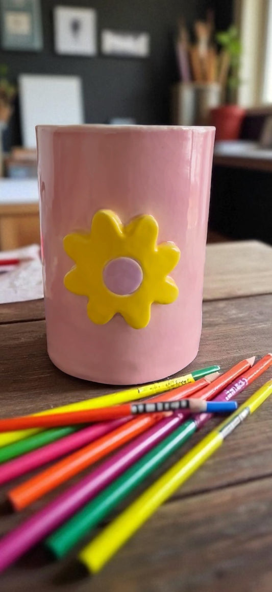 Jarra de cerámica multicolor – Versátil y con estilo joven