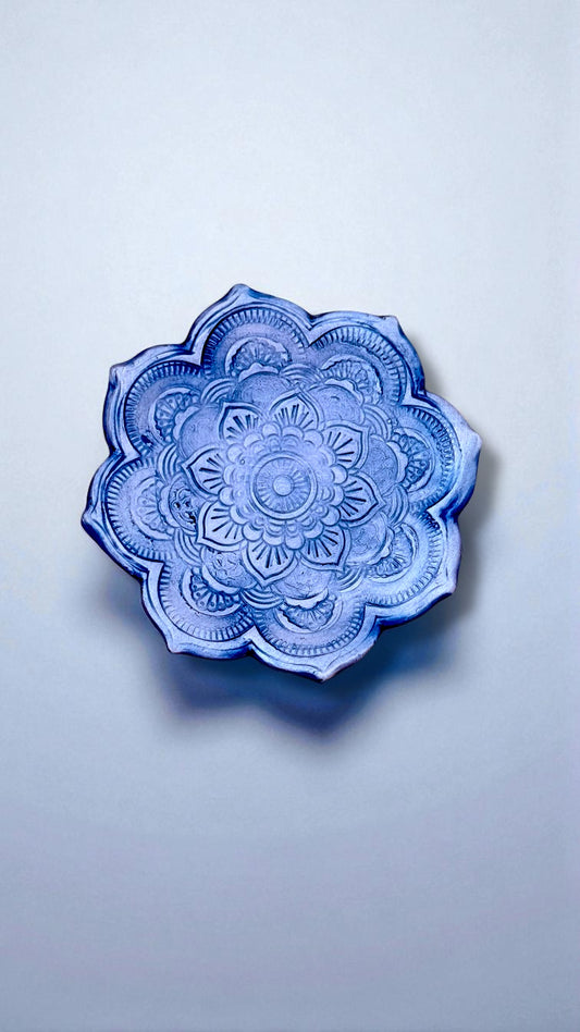 Plato de ceramica hecho y pintado a mano - Mandala
